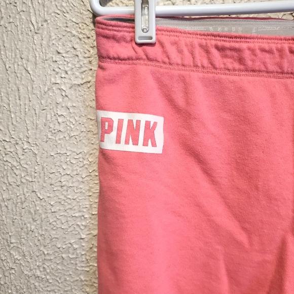 💖 PINK Victoria Secret Shorts. - Picture 3 of 6